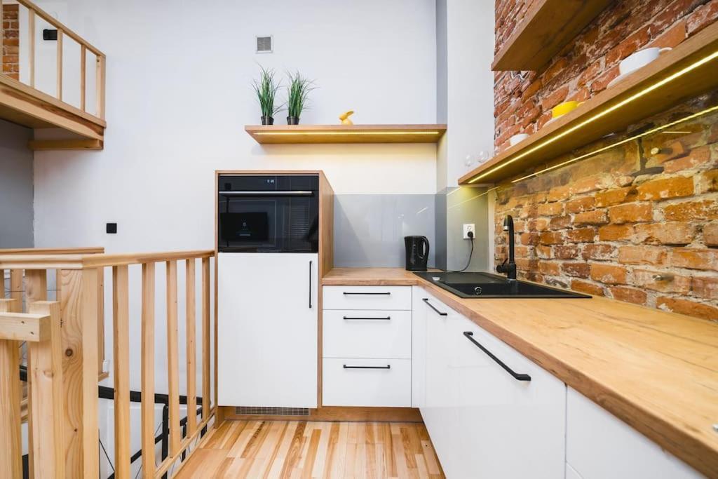 Velo Apartment, High Standard, Tv, Wifi Krakau